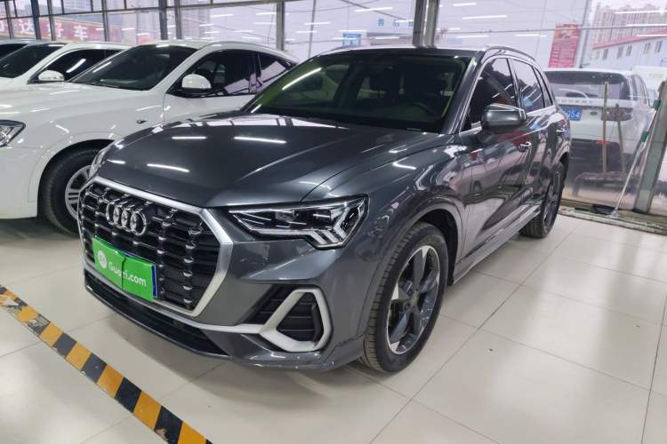 Used Audi Q3 2019 35 TFSI Fashion Dynamic Model