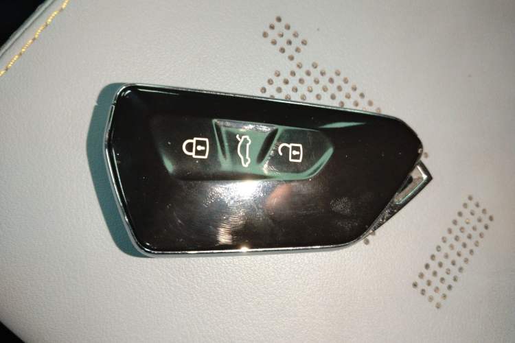 Used Volkswagen ID.4 X 2022 Pure Long-Range Version Interior 1