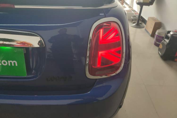 Used MINI MINI 2018 1.5T COOPER CABRIO Artist
