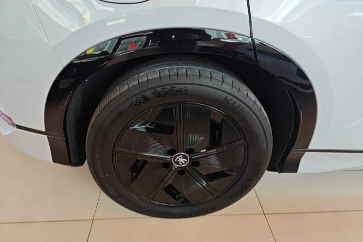 Used BYD Song L EV 2024 550 km Excellence Version