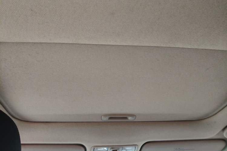 Used Kia K2 2012 Sedan 1.6L Automatic Transmission Premium Commemorative Edition
