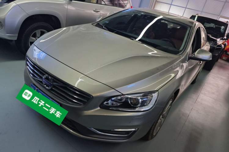 Used Volvo S60 2015 S60L 2.0T Zhiyuan Edition