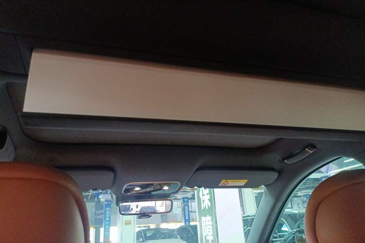 Used Hima AITO M8 2025 Extended-Range Ultra Version 53.4 kWh 6-Seater Edition Headliner