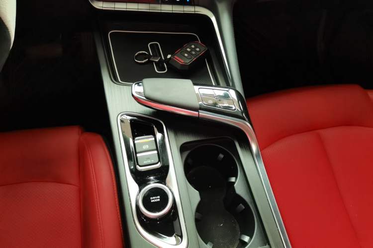 Used CHANGAN UNI-T 2020 1.5T Flagship Version Gear Lever