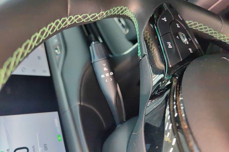 Used VOYAH FREE 2025 318 318 km Rear-Drive Touring Edition
