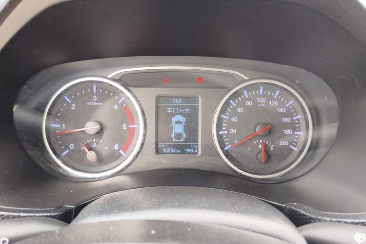 Used Great Wall Wingle 5 2017 2.0T European Version Diesel Two-Wheel Drive Advanced Large Double-Cab GW4D20E