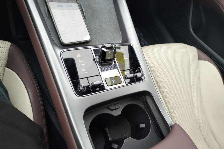 Used BYD Seal 2023 DM-i 1.5L 121km Prestige Model