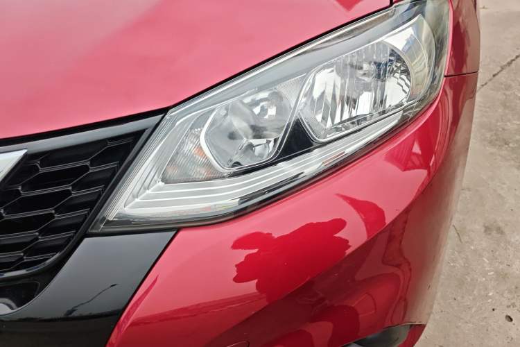 Used Nissan Tiida 2019 1.6L CVT Smart Drive Version China VI Standard
