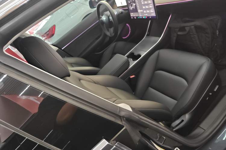 Used Tesla Model 3 2020 Revised Version Standard Range Rear-Wheel Drive – Upgraded Edition Right Front Seat