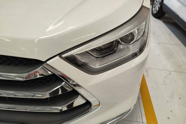 Used JAC Refine S3 2016 1.5L CVT Luxury Smart Version