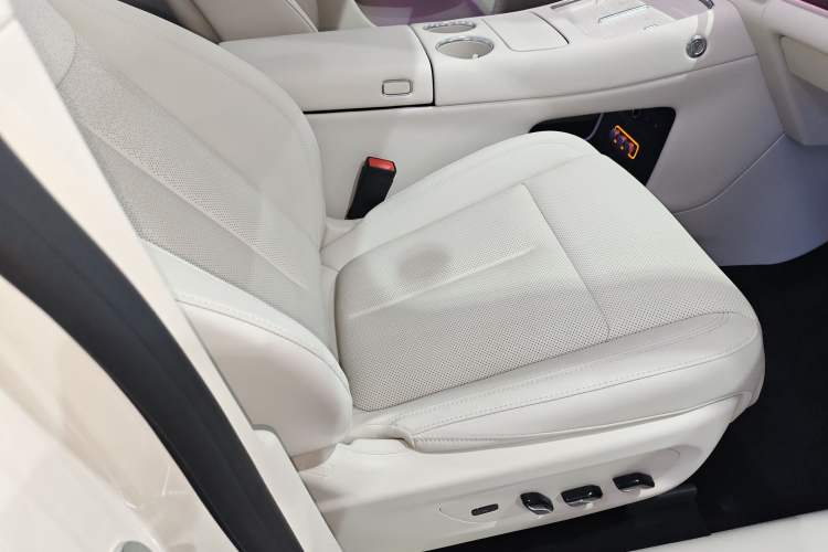 Used VOYAH COURAGE 2025 Model Rear-Drive Qiankun Edition