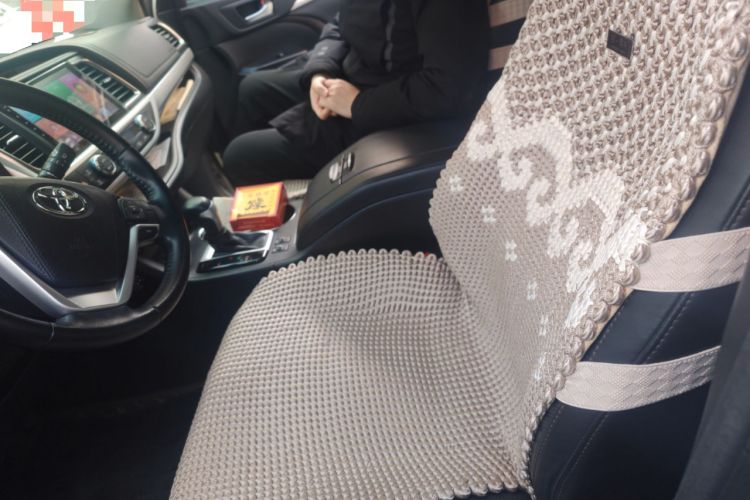 Used Toyota Highlander 2017 2.0T Four-Wheel Drive Luxury Edition 7 Seats