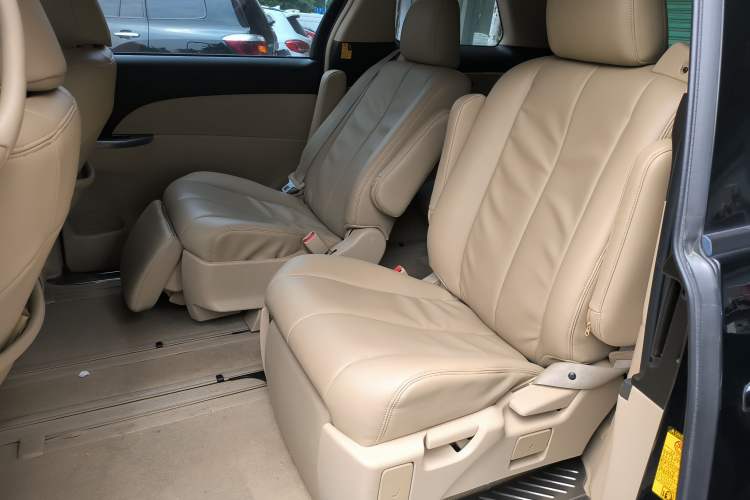 Used Toyota Previa 2012 2.4L 7-Seater Standard Edition