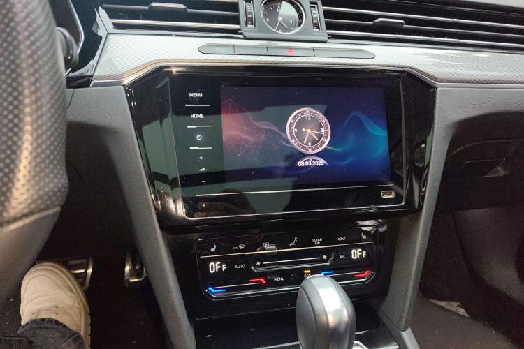 Used Volkswagen Magotan 2023 2 Million Units Limited Edition 330TSI DSG Leading Version