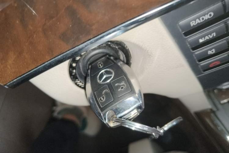 Used Mercedes-Benz E-Class 2014 E 260 L Luxury Model