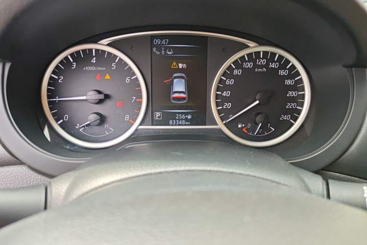 Used Nissan Tiida 2021 1.6L CVT Smart Drive Edition Odometer Close Up