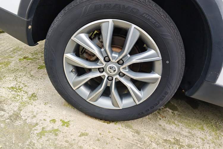 Used MG HS 2018 20T Manual Two-Wheel Drive Hormone-Driven Edition China V Standard