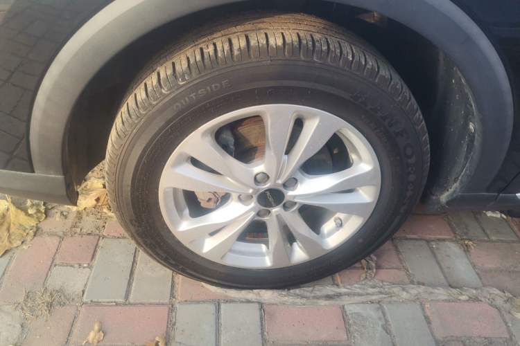 Used Roewe RX3 2020 1.6L Manual - Ultra-Fresh Entry Version
