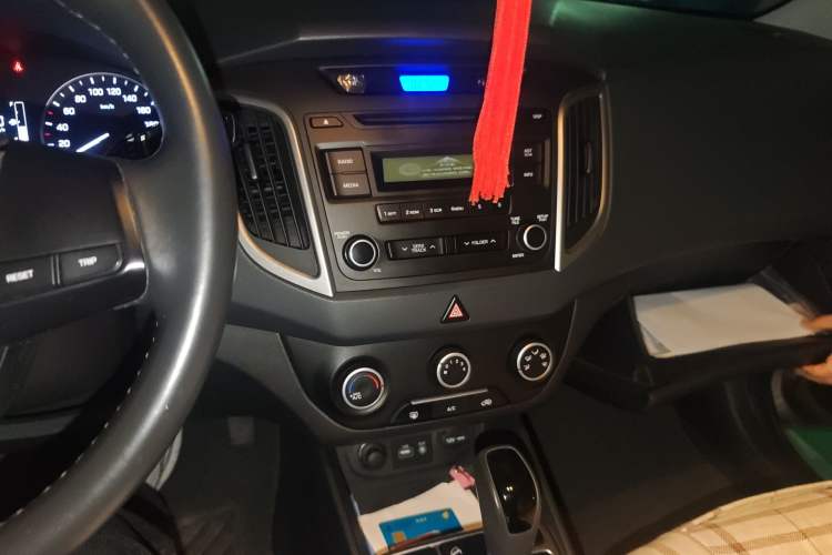 Used Hyundai ix25 2015 1.6L Automatic Two-Wheel Drive Smart GLS Trim
