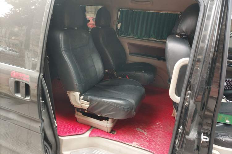 Used FORTHING Lingzhi 2019 M5L 1.6L 7-Seater Comfort Model China VI Standard Left Rear Seat