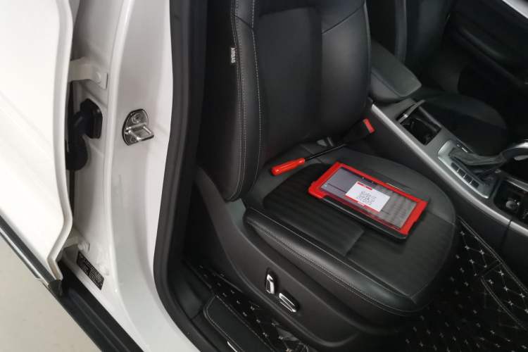 Used Hanteng X7 2020 X7S 1.5T Automatic Smart Luxury Model Right Front Seat