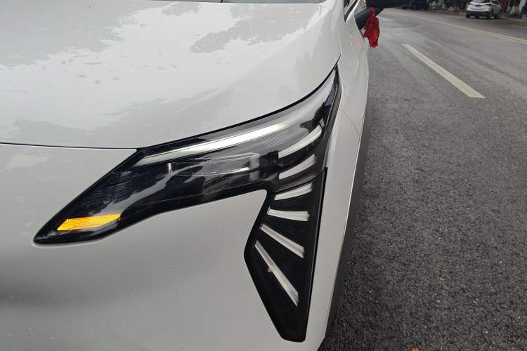 Used AION Y 2023 Plus 610 Enjoy Edition