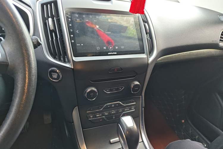 Used Ford Edge 2018 EcoBoost 245 Two-Wheel-Drive Titanium 7-Seater China V Standard