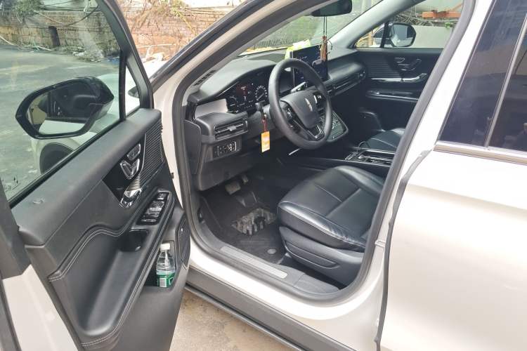 Used Lincoln Corsair 2020 2.0T Two-Wheel Drive Luxury Edition
