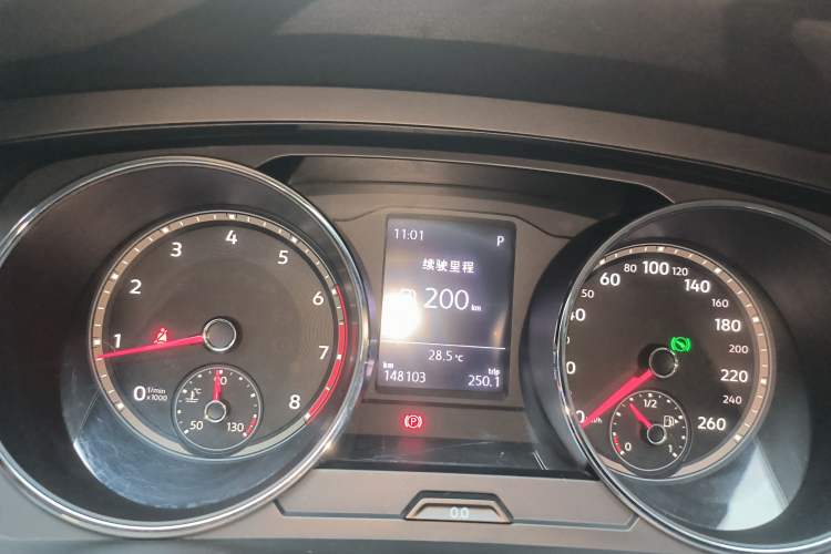 Used Volkswagen Tiguan L 2017 330TSI Automatic Two-Wheel Drive Luxury Edition Instrument Cluster