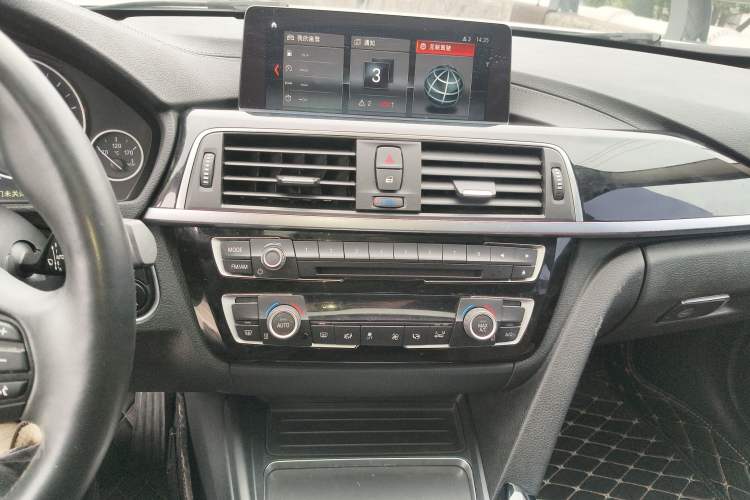 Used BMW 3 Series 2019 320Li Fashion Model
