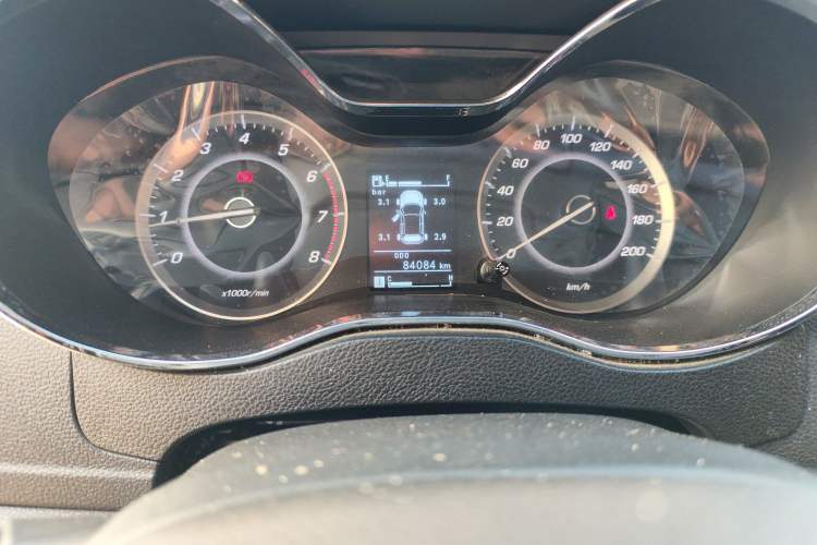 Used Baojun 560 2016 1.5T Manual Luxury Model