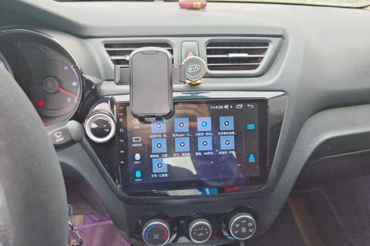 Used Kia K2 2015 Sedan 1.4L MT GLS