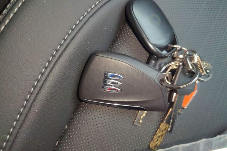 Used Buick LaCrosse 2025 28T Platinum Edition