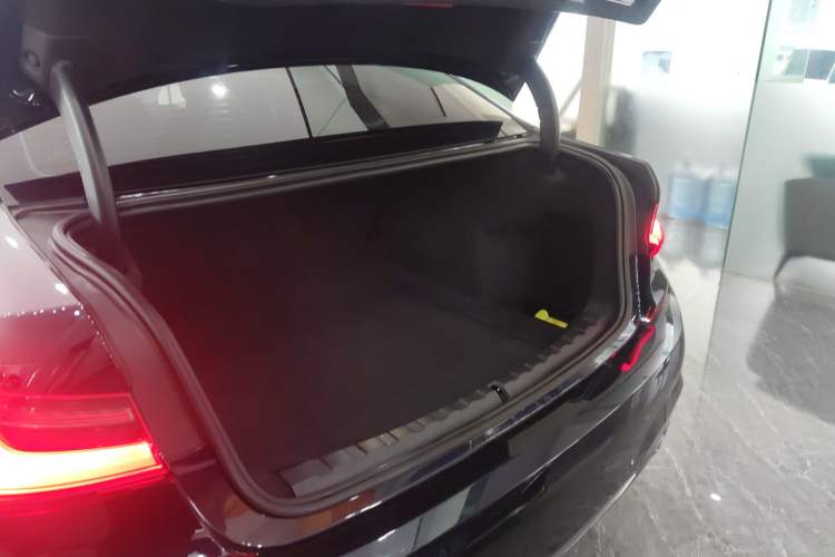 Used BMW 3 Series 2022 325Li M Sport Night Edition Package
