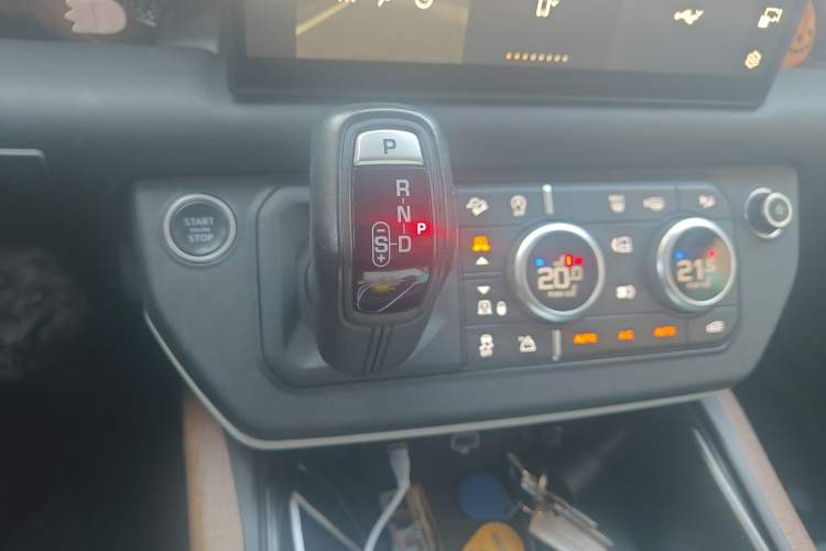 Used Land Rover Defender 2022 90 2.0T P300 X-DYNAMIC HSE