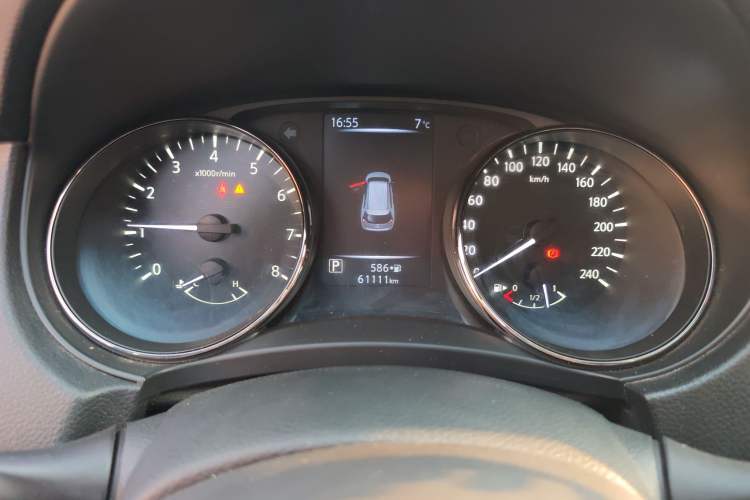 Used Nissan X-Trail 2022 2.0L Two-Wheel Drive Smart Connect Premium Edition