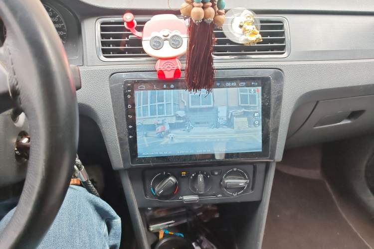 Used Volkswagen Santana 2013 1.6L Manual Fashion Edition Audio And AC Panel