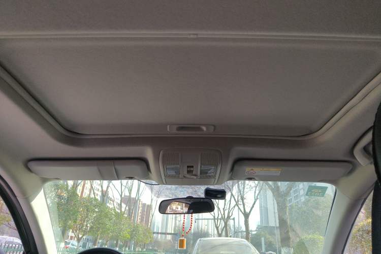 Used Mazda 3 Axela 2017 Sedan 1.5L Automatic Luxury Model Emission Standard China V Headliner