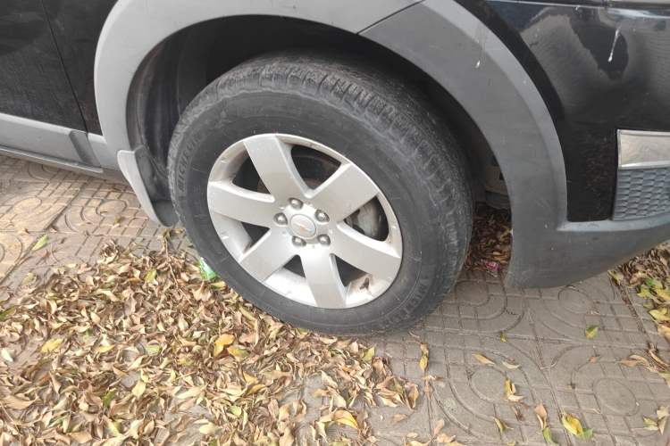 Used Chevrolet Captiva 2013 2.4L Two-Wheel Drive City Edition 7-Seater Right Front Wheel Hub