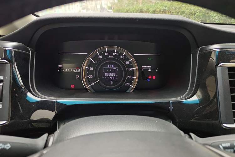 Used Honda Elysion 2016 2.4L Classic Edition