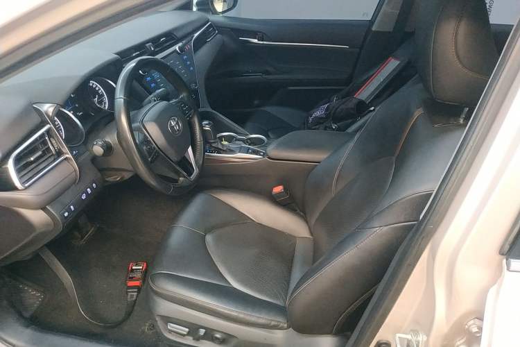 Used Toyota Camry 2019 2.0G Luxury Edition China V Standard