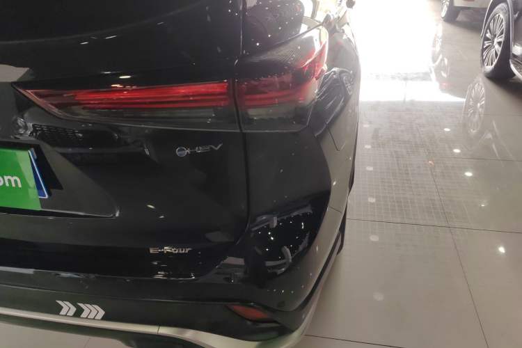 Used Toyota Crown Kluger 2024 2.5L HEV Four-Wheel Drive Premium Edition Right Rear Taillight