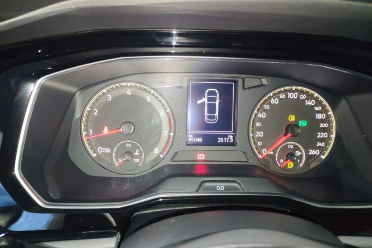 Used Volkswagen Sagitar 2020 280TSI DSG Comfort Version China VI Standard Instrument Cluster