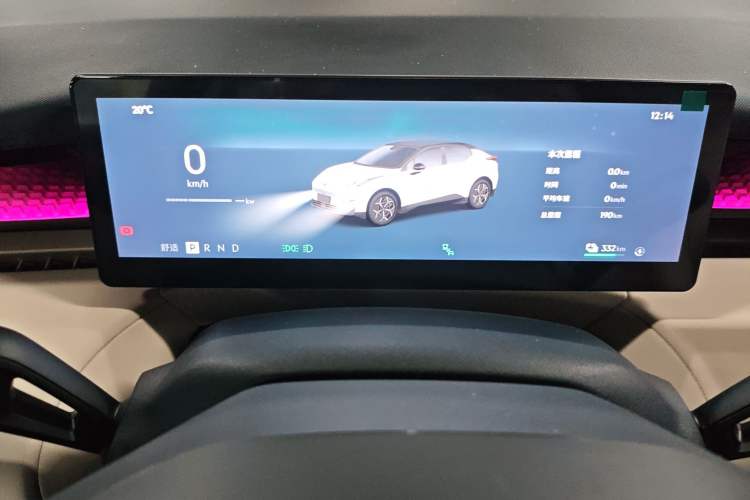 Used Lynk & Co Z20 2026 Model 430km Rear-Wheel Drive Pro Instrument Cluster