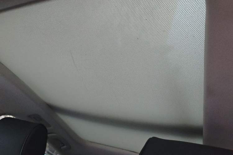 Used Volkswagen C-TREK 2017 230TSI DSG Comfort Version Headliner