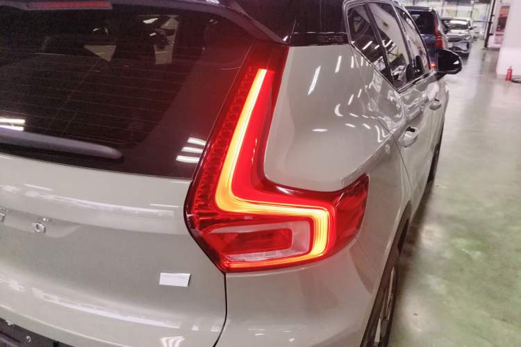 Used Volvo XC40 New Energy 2024 Long-Range PRO Version
