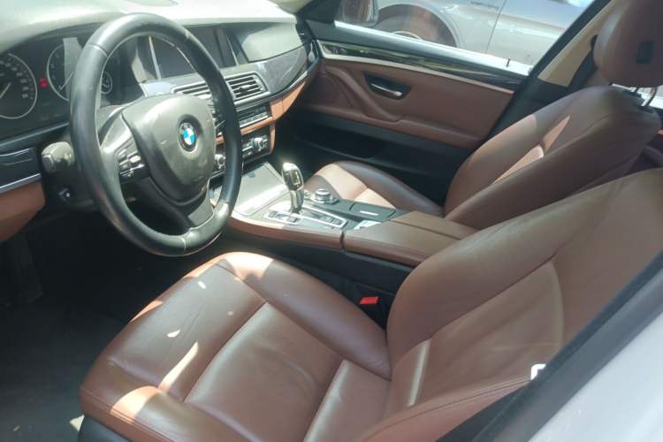 Used BMW 5 Series 2014 520Li Elegant Model