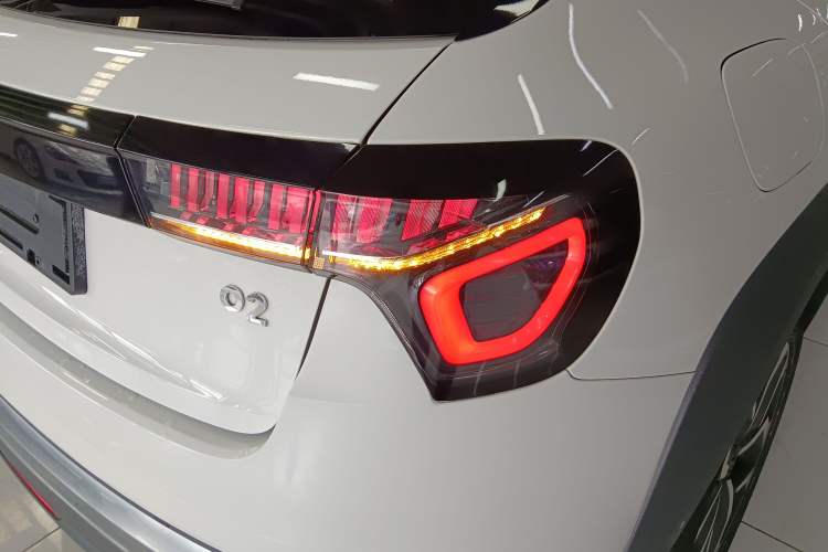 Used Lynk & Co 02 2019 1.5T DCT Two-Wheel Drive Pro Edition China VI Standard
