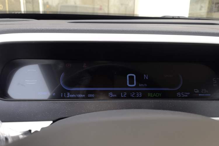 Used Geely Galaxy Panda 2025 210 km – Yuanqi Bear
