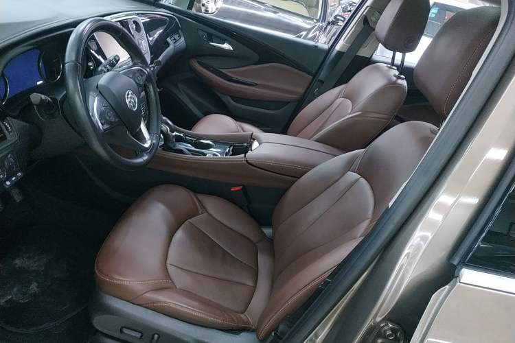 Used Buick Envision 2018 28T Four-Wheel Drive Luxury Model
